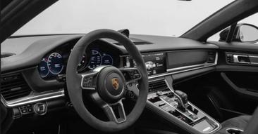 Porsche Panamera II GTS — photo 22