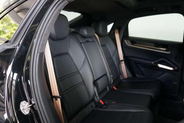 Porsche Cayenne III S, E-Hybrid — photo 11