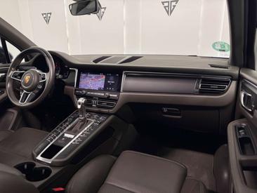 Porsche Macan Electrique — photo 13