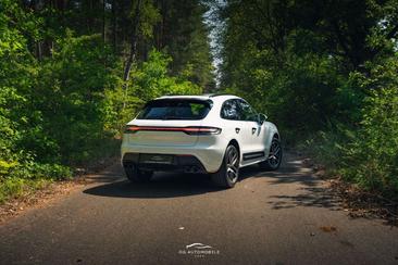 Porsche Macan Electrique S — photo 14