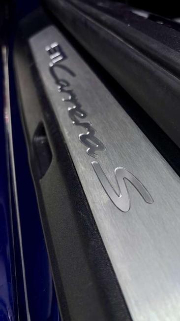 Porsche Carrera GT — photo 18