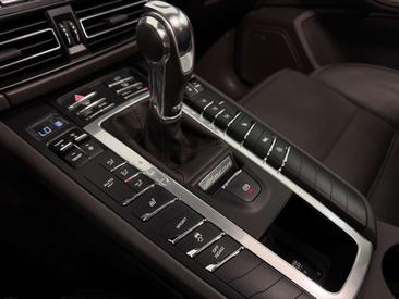 Porsche Macan Electrique — photo 20