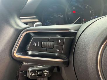 Porsche Macan Electrique Base — photo 13