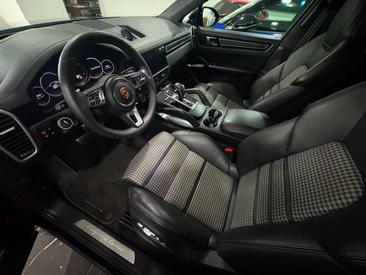 Porsche Cayenne III Turbo — photo 10
