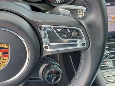 Porsche 991 GTS — photo 19