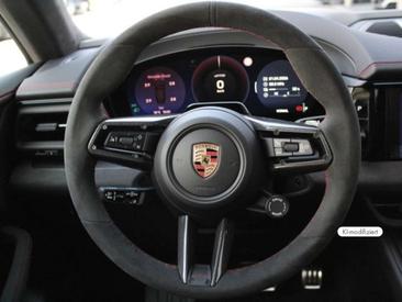 Porsche Macan Electrique GTS — photo 5