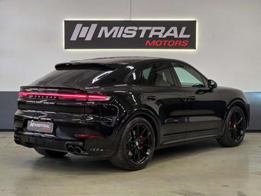 Porsche Cayenne III GTS — photo 5