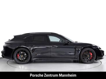 Porsche Taycan GTS — photo 10