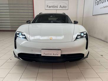 Porsche Taycan — photo 10