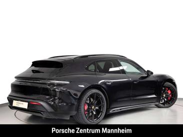 Porsche Taycan GTS — photo 11