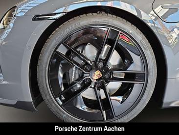 Porsche Taycan Black Edition — photo 10