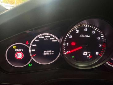 Porsche Cayenne III Turbo — photo 13
