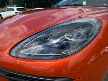 Porsche Macan Electrique Base — photo 19
