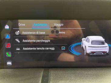 Porsche Taycan — photo 16