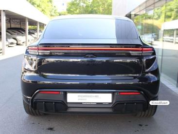 Porsche Macan Electrique GTS — photo 10
