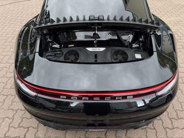 Porsche 992 I Carrera S — photo 33