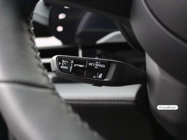 Porsche Taycan Black Edition — photo 30
