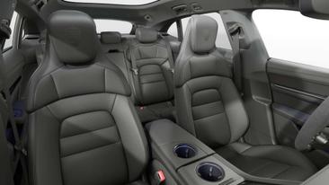 Porsche Taycan 4S — photo 12