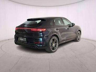 Porsche Cayenne III — photo 2