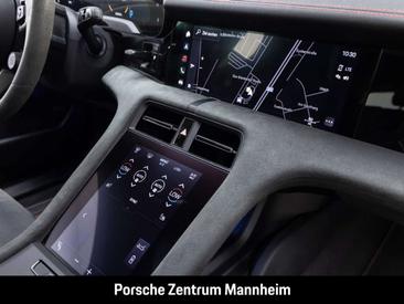 Porsche Taycan GTS — photo 19