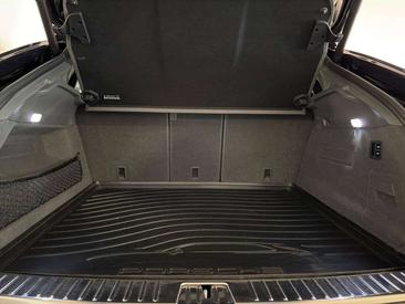 Porsche Cayenne III — photo 13