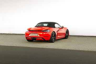 Porsche 718 GTS — photo 18