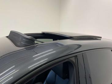 Porsche Macan Electrique Base — photo 8
