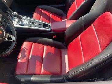 Porsche 718 Boxster Base — photo 9