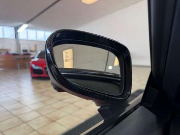 Porsche Taycan — photo 40