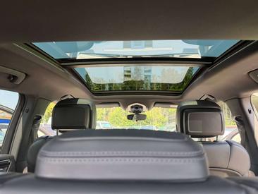 Porsche Macan Electrique S — photo 6