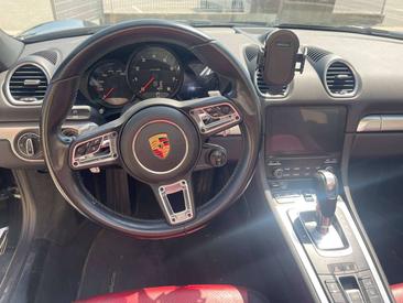 Porsche 718 Boxster Base — photo 14