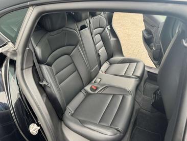 Porsche Taycan — photo 23