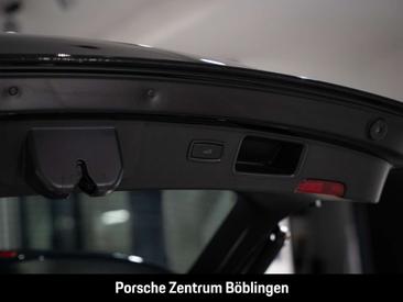 Porsche Macan Electrique S — photo 33