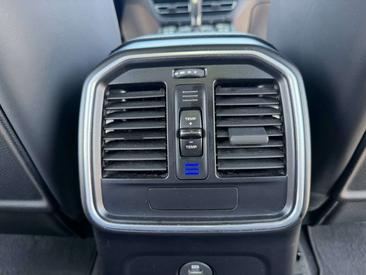 Porsche Macan Electrique S — photo 15