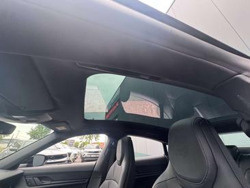 Porsche Taycan — photo 32