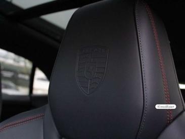 Porsche Macan Electrique GTS — photo 30