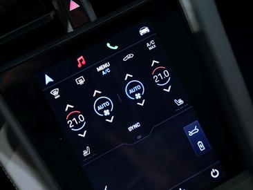 Porsche Taycan Black Edition — photo 20