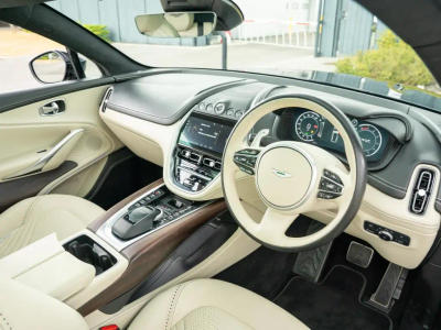 Aston Martin DBX SUV