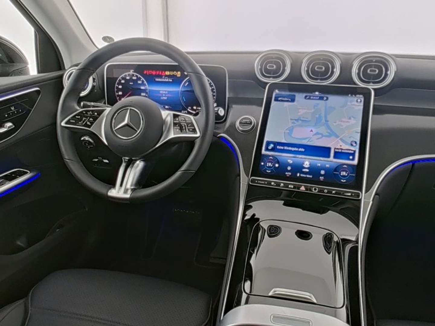 Mercedes GLC Coupé 300 Avantgarde - 2025 - Joinsteer - #3