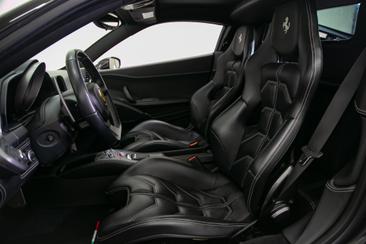 Ferrari 458 Italia — photo 6
