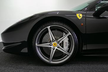 Ferrari 458 Italia — photo 8