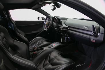 Ferrari 458 Italia — photo 11