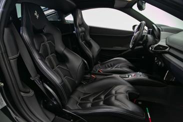 Ferrari 458 Italia — photo 12