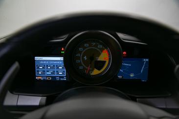 Ferrari 458 Italia — photo 14