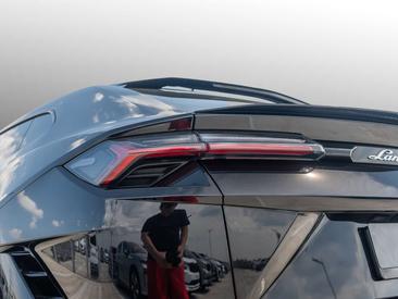 Lamborghini Urus — photo 7