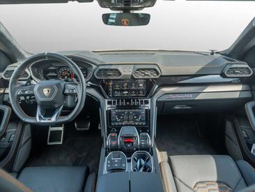 Lamborghini Urus — photo 15