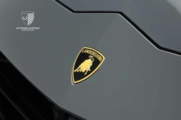 Lamborghini Urus Ad Personam — photo 9