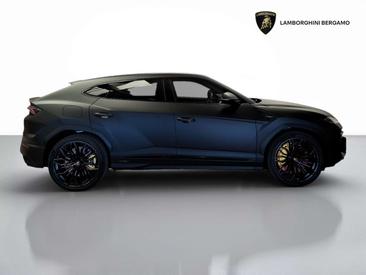 Lamborghini Urus — photo 3