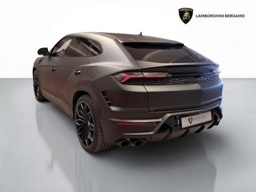 Lamborghini Urus — photo 6
