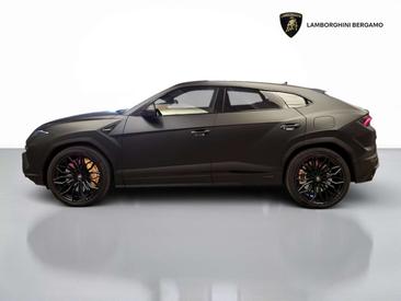 Lamborghini Urus — photo 7